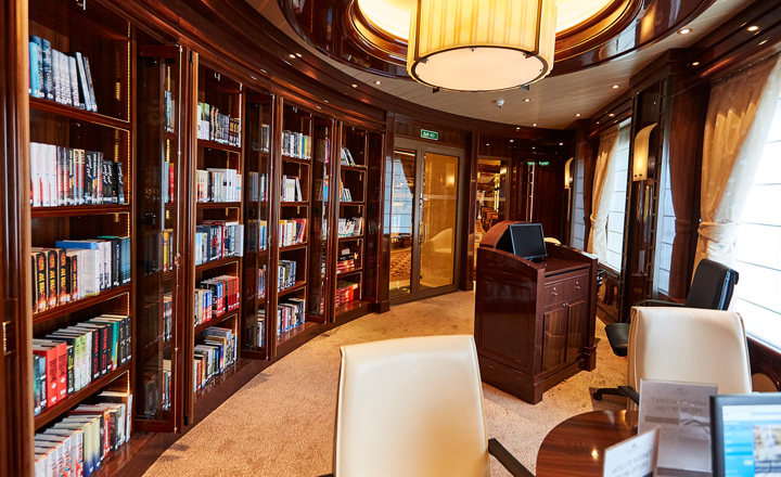 Internet Cafe & Library