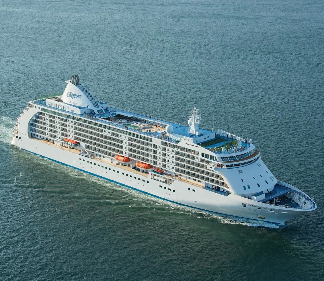 Seven Seas  Voyager Exterior 