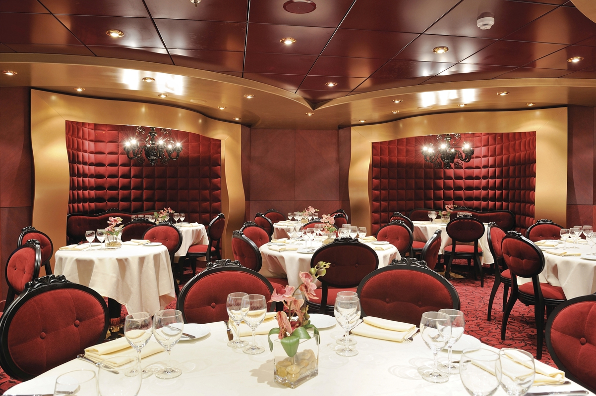 MSC Cruises MSC Fantasia Red Velvet 2.jpg