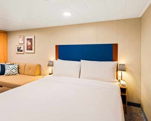 RCI Wonder of the Seas Spacious Interior 1.jpeg