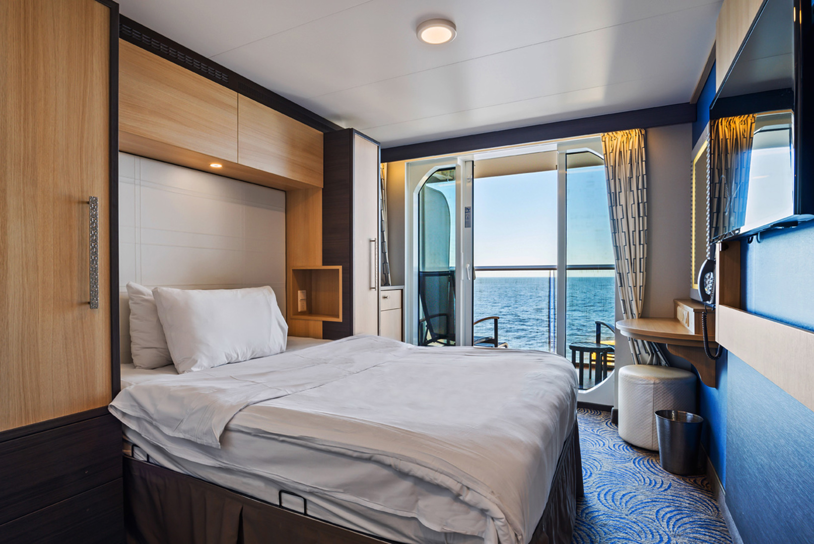 Studio Ocean View Balcony