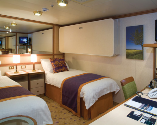 P&O Cruises Ventura Inside Cabin.jpg