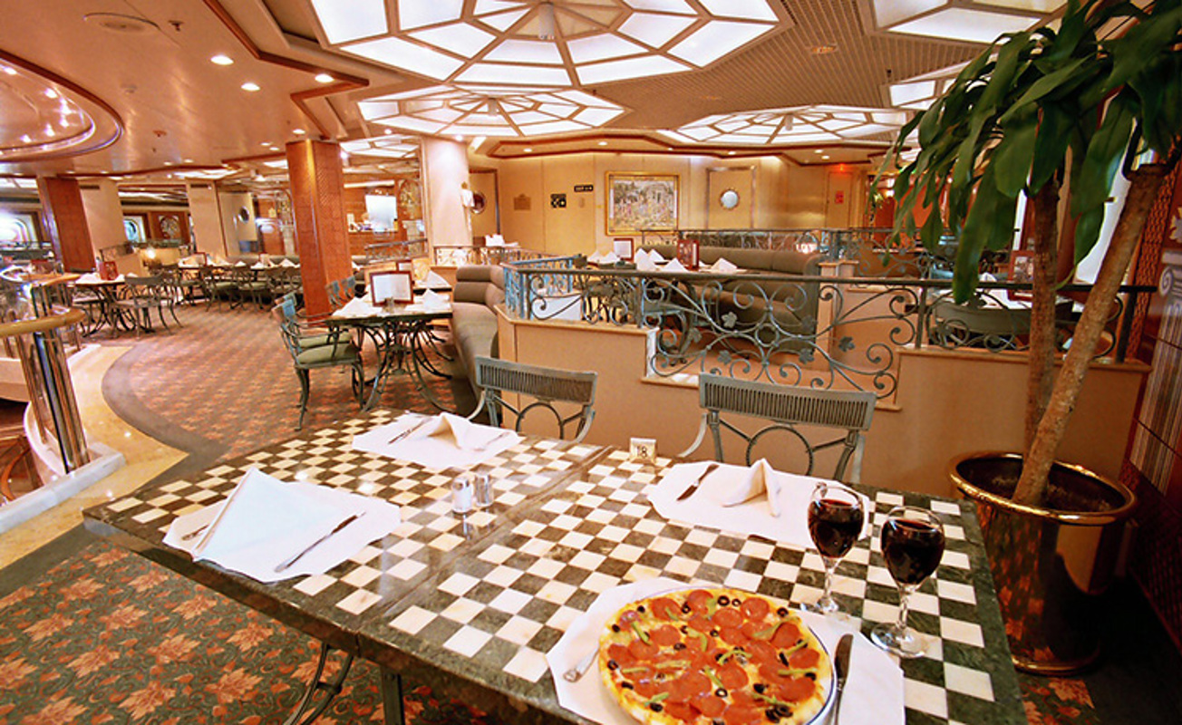 Princess Cruises Sun Class dp_pizzeria_lg.jpg