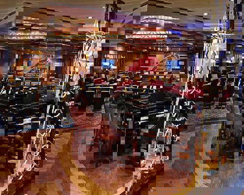 RCI Schooner Bar 1.jpeg