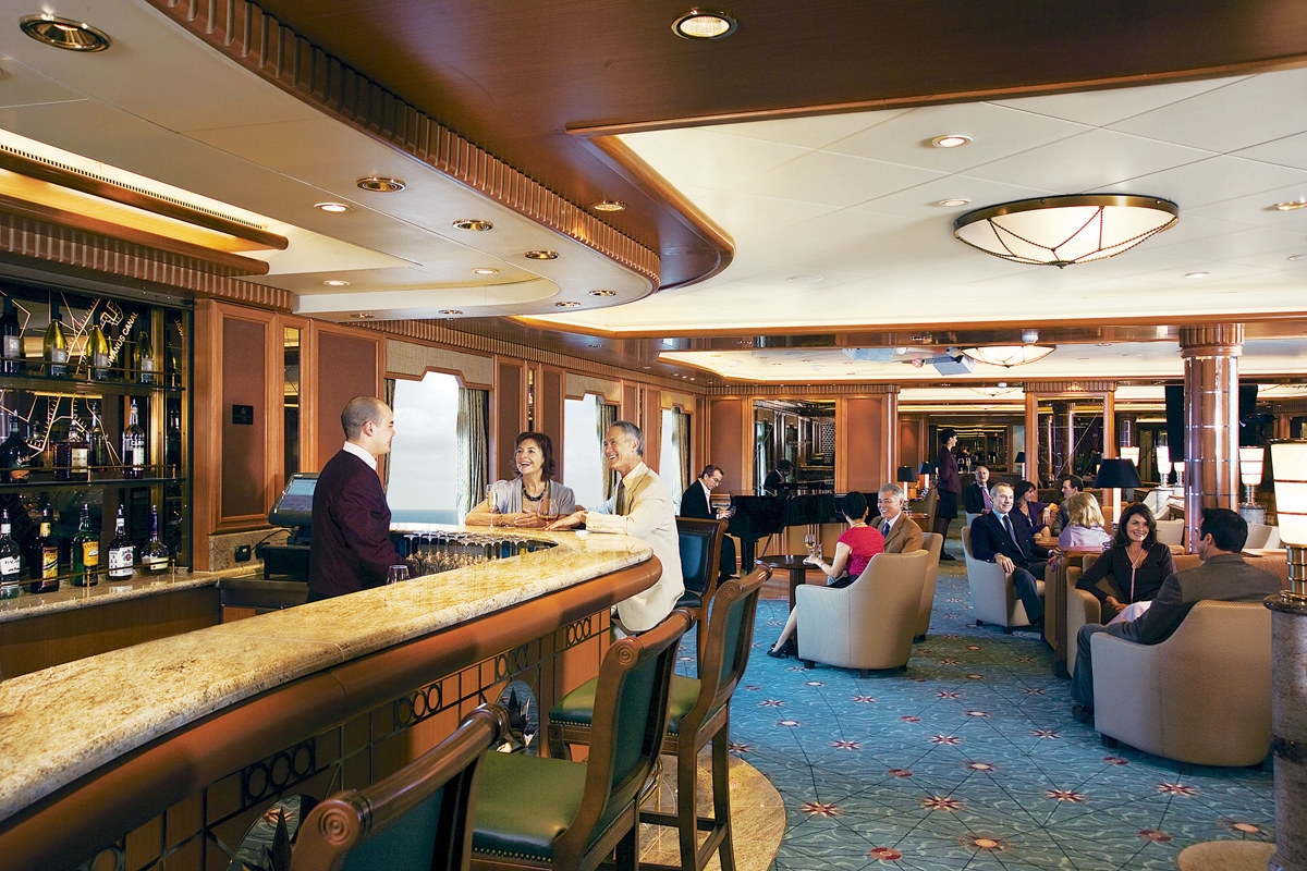 cunard queen victoria chart room.JPG