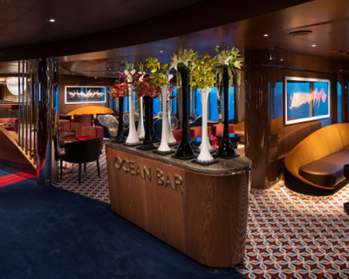 Holland America Nieuw Statendam Ocean Bar.jpg