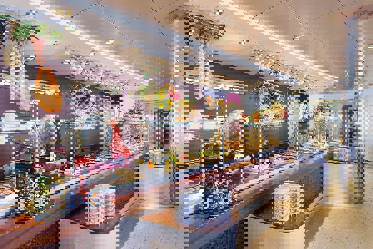 MSC Cruises MSC Lirica Le Bistrot 1.jpg