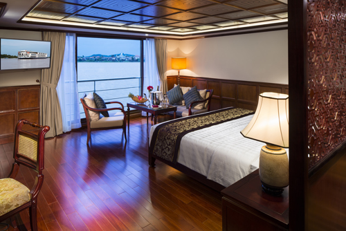 Luxury Balcony Suite