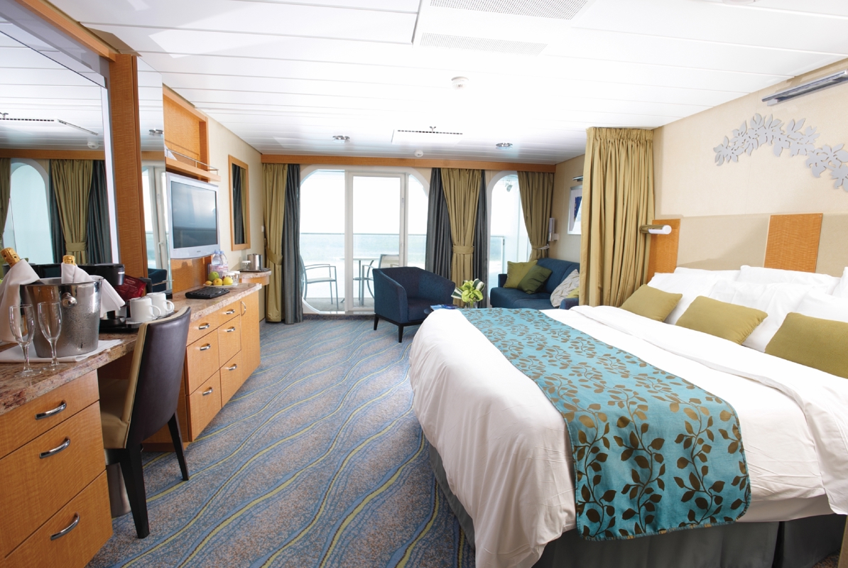 Royal Caribbean International Oasis of the seas accommodation Balcony cabin.jpg