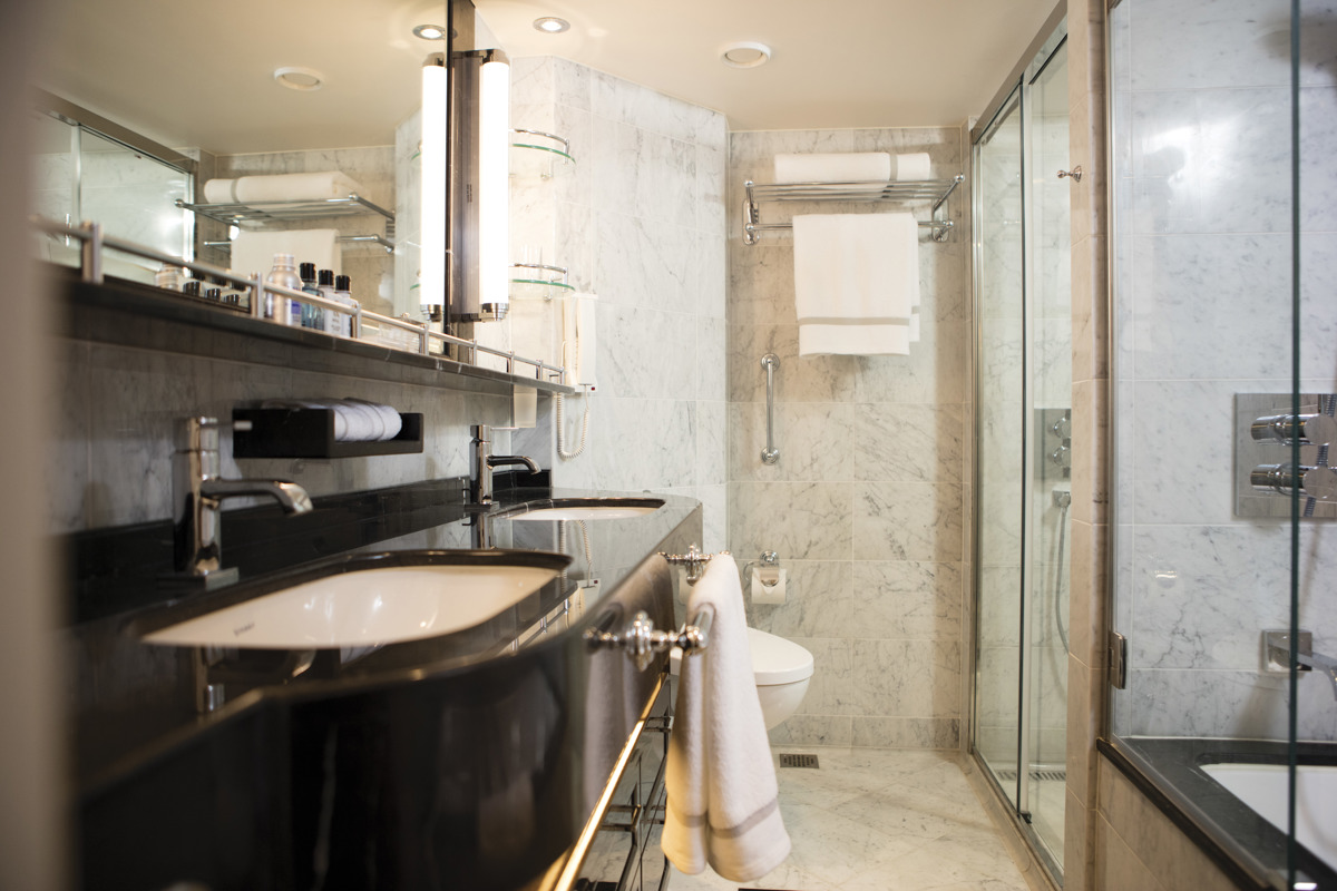 EXP Concierge Suite Bath 2024 08 28 10 31 58