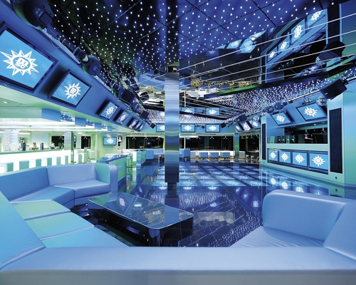 MSC Cruises MSC Poesia Disco 4.jpg