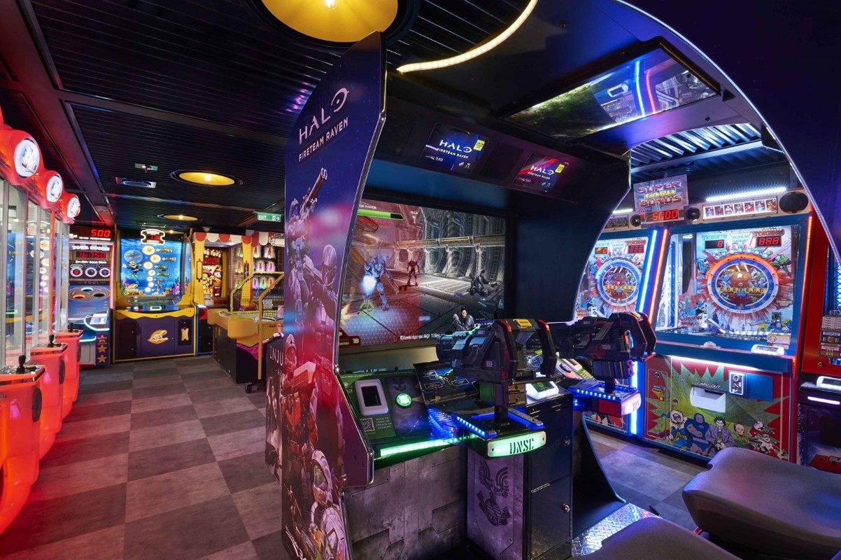 Carnival Panorama - Video Arcade.jpg