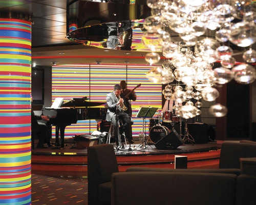 MSC Cruises MSC Fantasia Manhatten Jazz Bar 5.jpg
