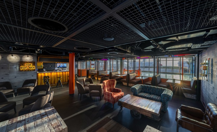 The Box Bar