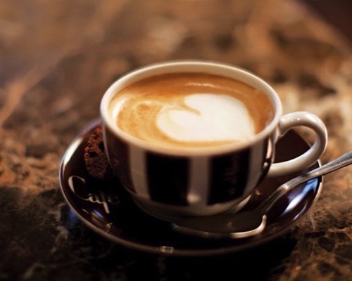 Celebrity Cruises Il Secondo Bacio.jpg