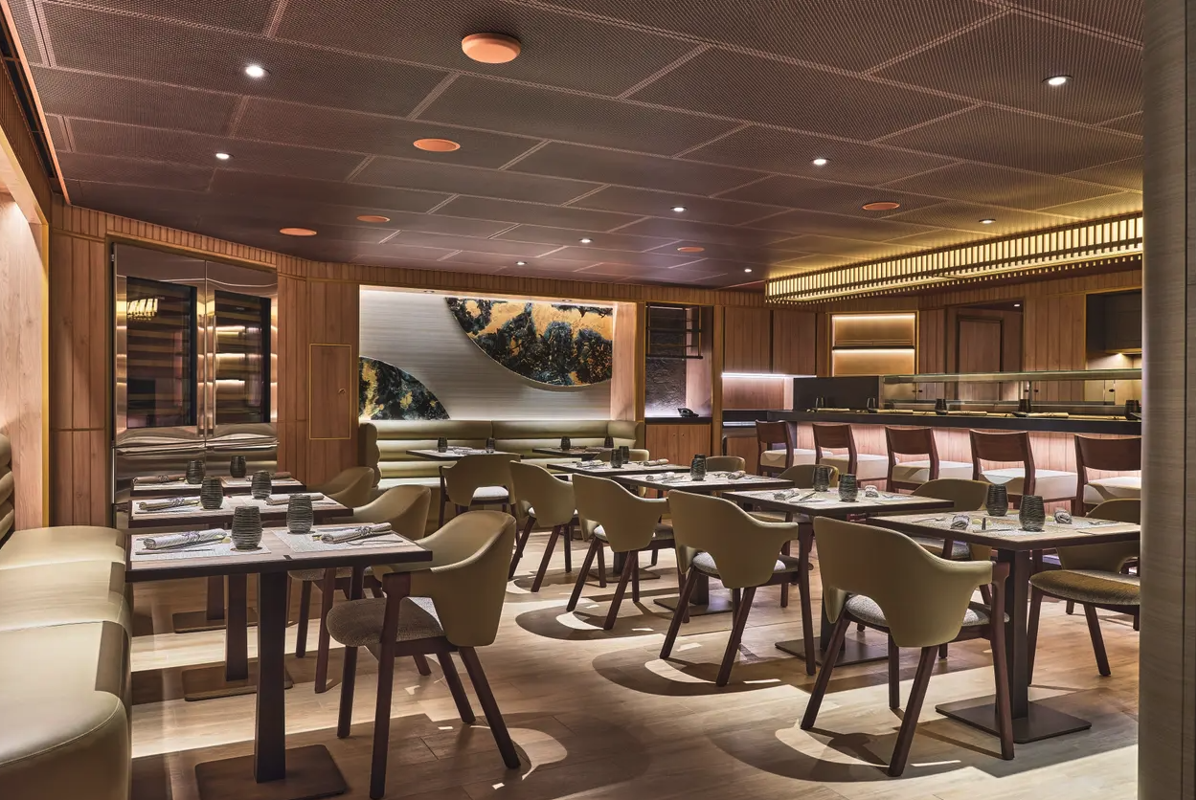 Silversea, Silver Moon Kaiseki 1.png