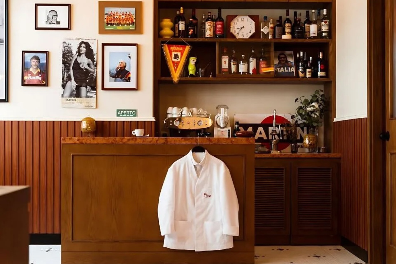 Bar Leone