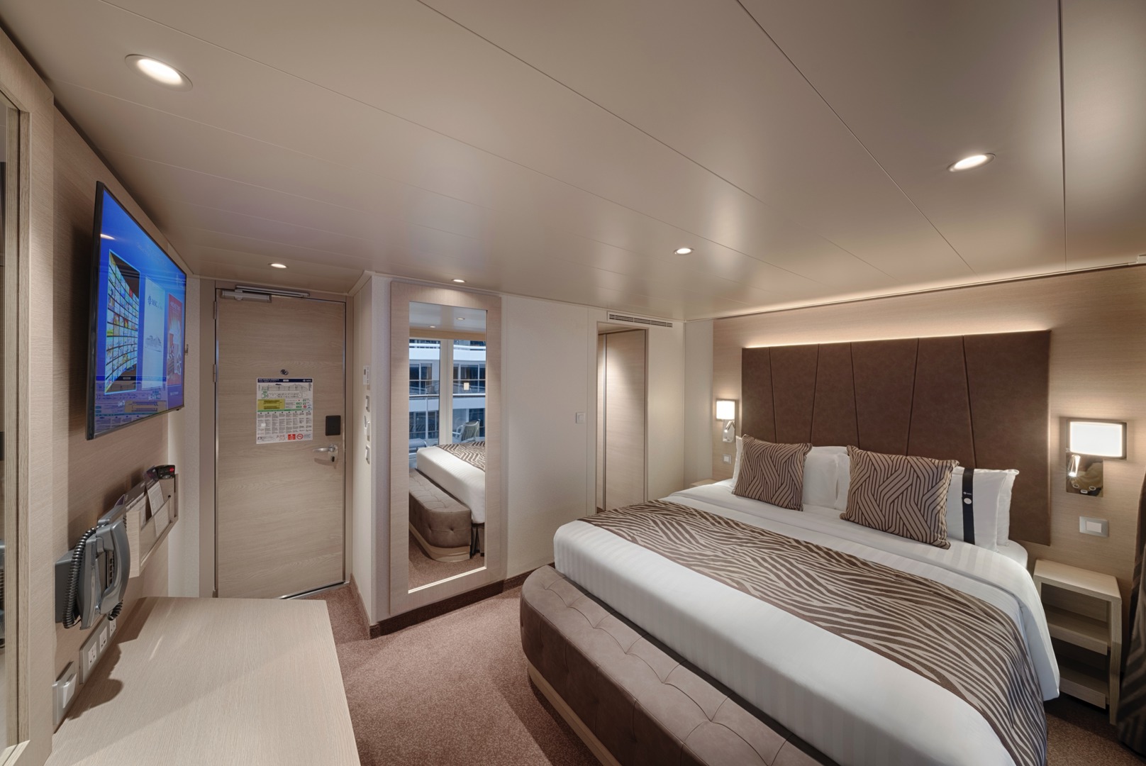 Deluxe Balcony with Promenade View