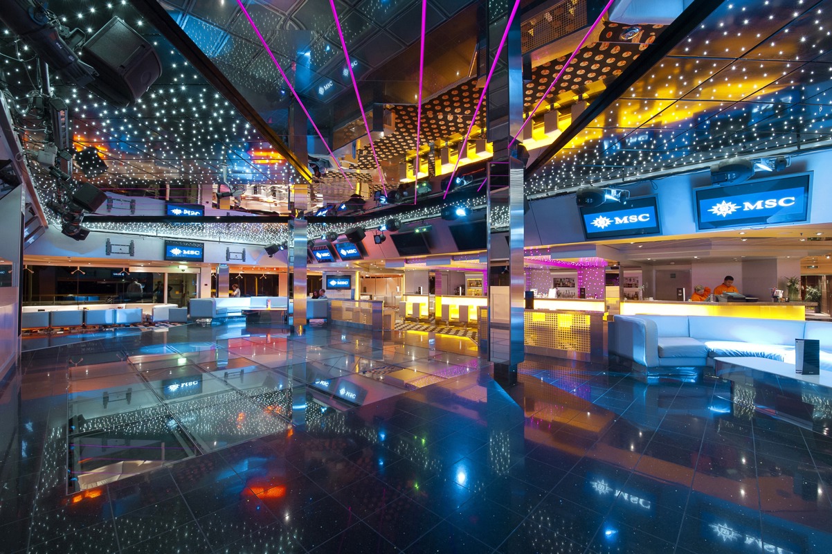 MSC Cruises MSC Orchestra Disco 1.jpg