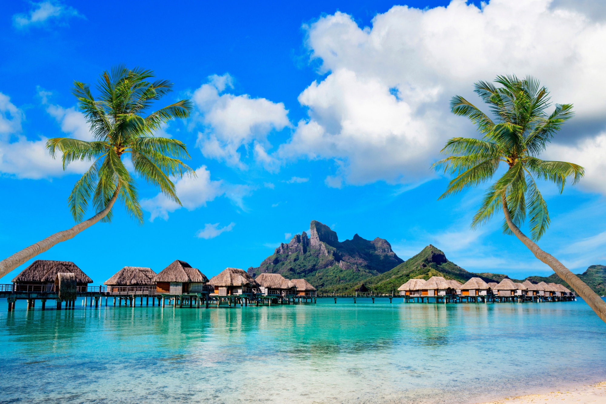Shutterstock 2404528949 Bora Bora French Polynesia