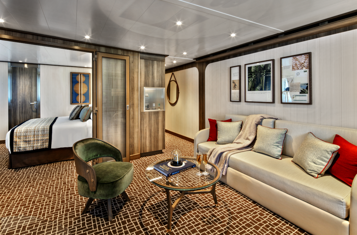 SEABOURN Seabourn Venture Owner's Suite 2.png