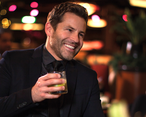 Queen Elizabeth The-Yacht-Club.png