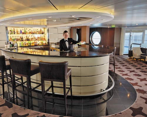 Regent Seven Seas MARINA Observation Lounge 1.jpg