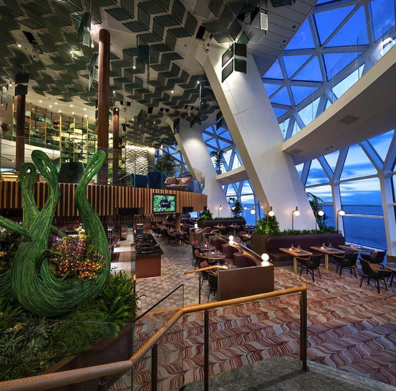 Celebrity Cruises Eden Restaurant 7.jpg