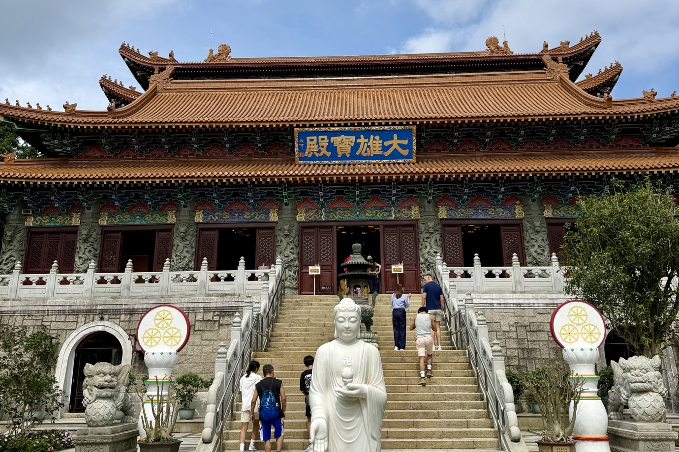Po Lin Monastery
