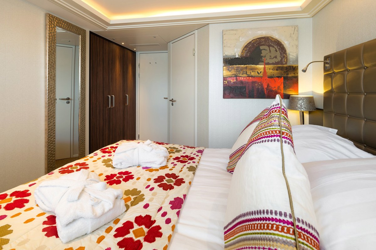 AmaWaterways AmaLea Accommodation Category E 2.jpg