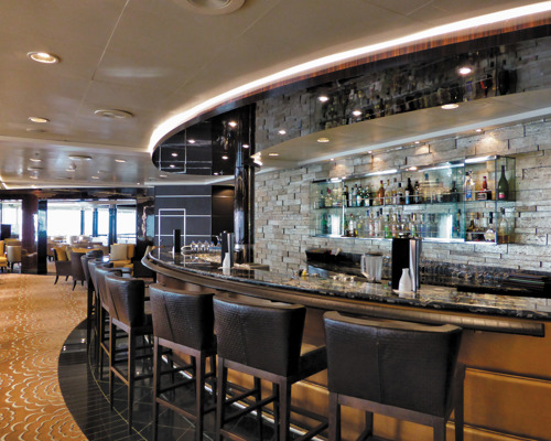 Regent Seven Seas VOYAGER Horizon Lounge.jpg