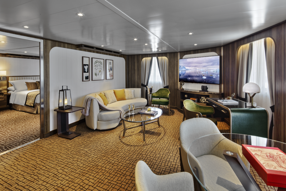 SEABOURN Seabourn Venture Signature Suite 3.png