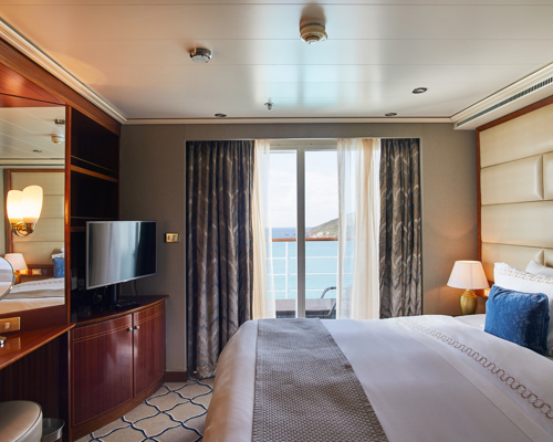 Silversea Cruises - Silver Whisper - Owner's Suite.jpg