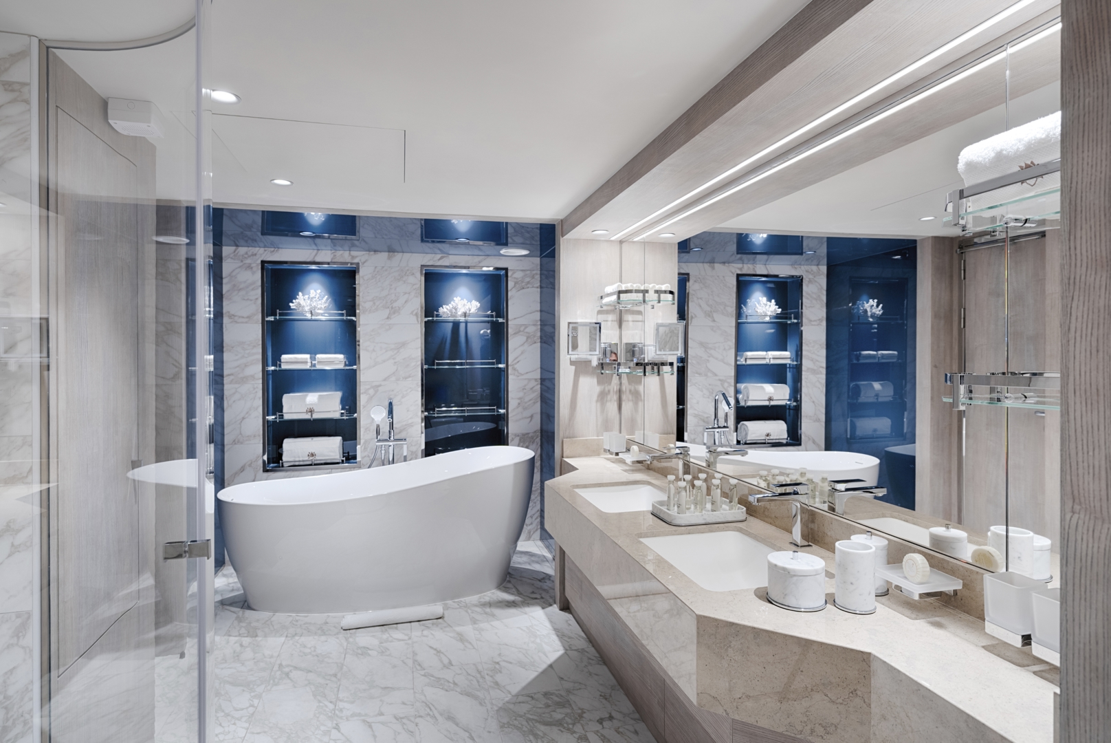 MSC Yacht Club Royal Suite with Whirlpool Bath