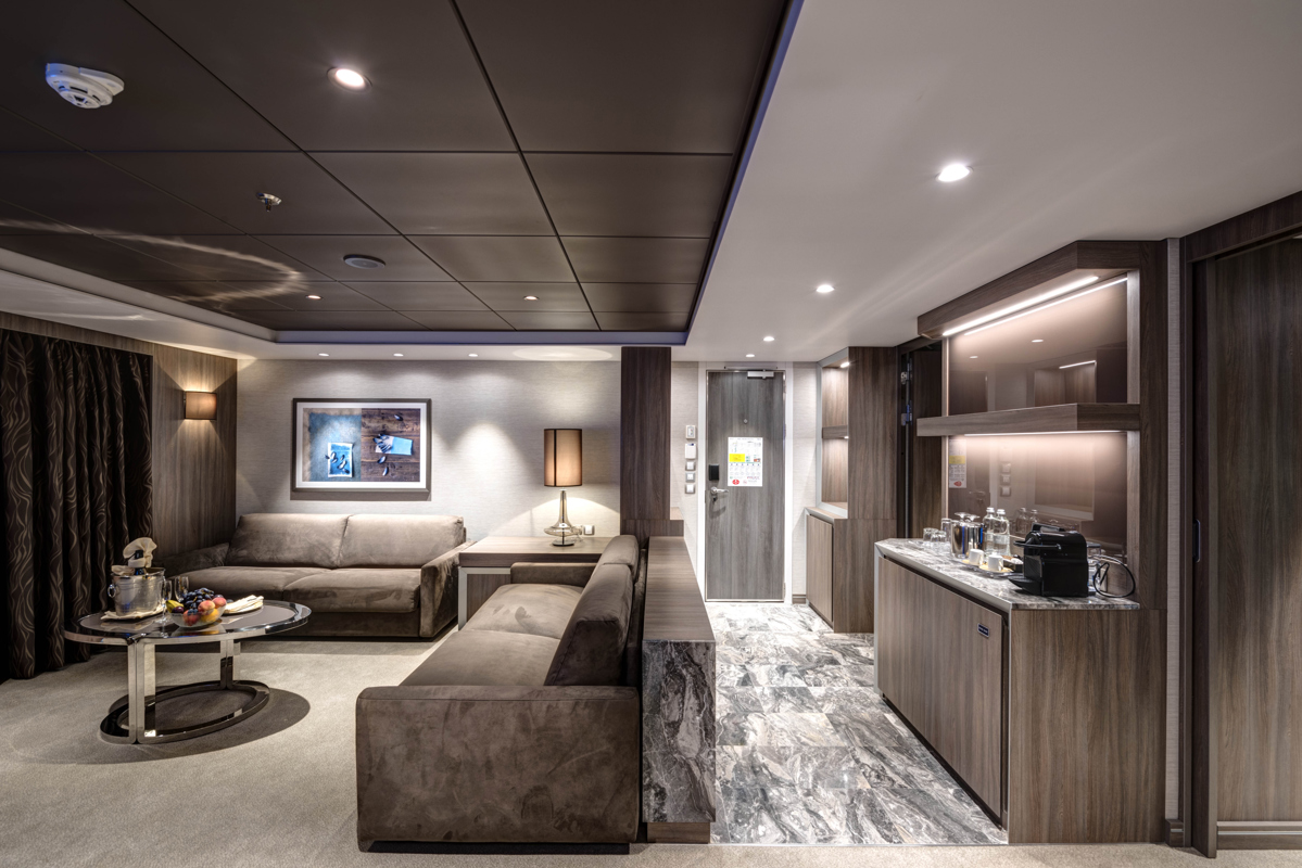 MSC Cruises MSC Meraviglia YC Royal Suite 1.jpg
