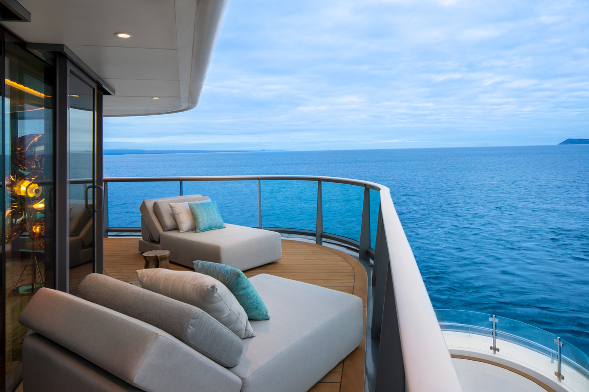 CEL FL Penthouse Suite Balcony 1