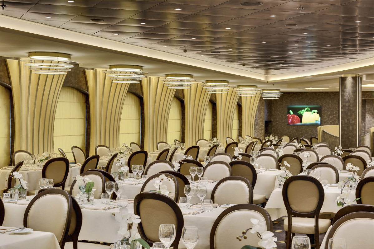 MSC Cruises MSC Meraviglia L'Olive Doree 4.jpg