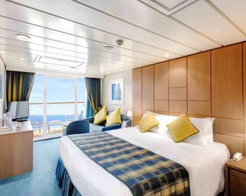 MSC Cruises MSC Armonia Aurea Suite.jpg
