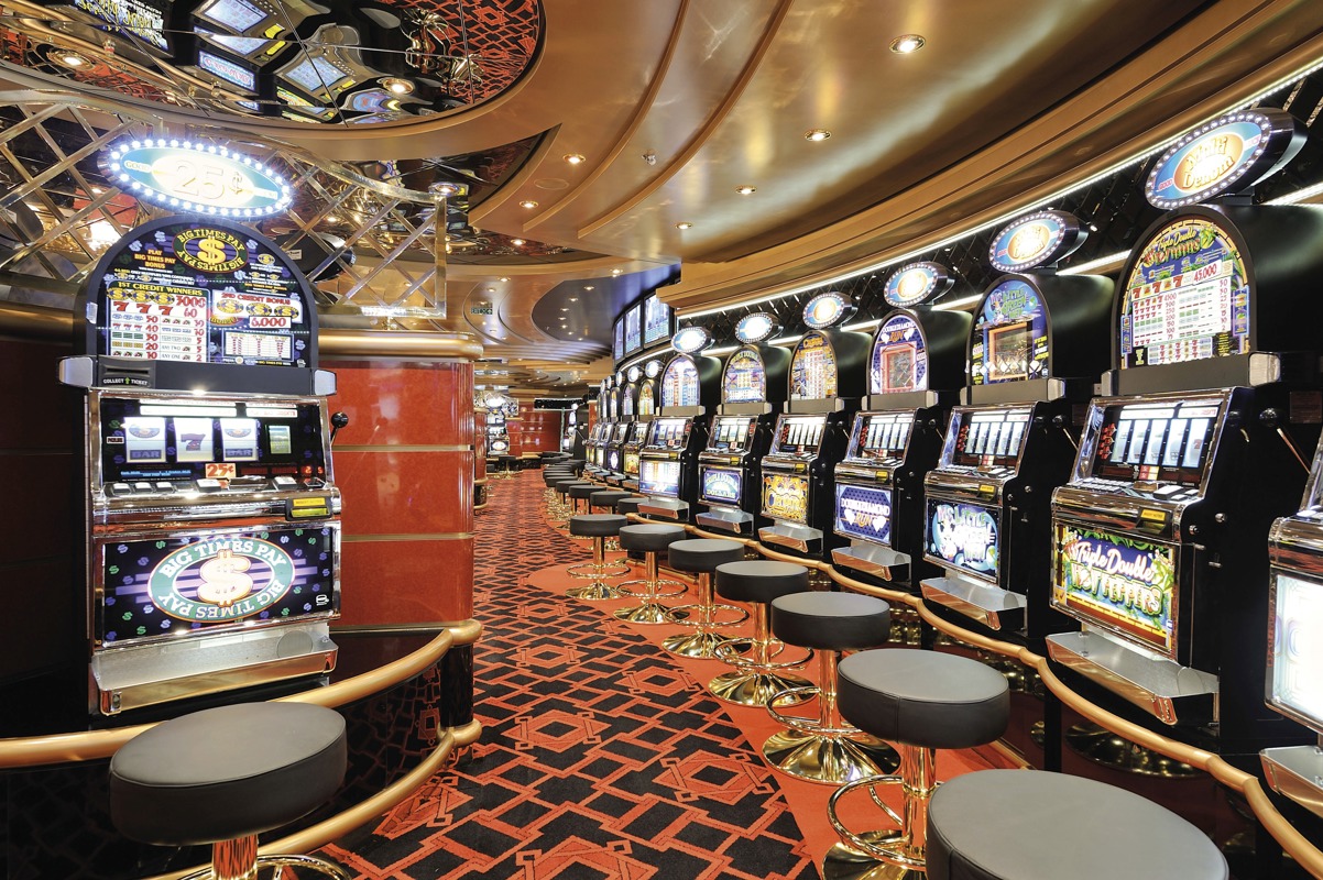 MSC Cruises MSC Fantasia Casino 1.jpg