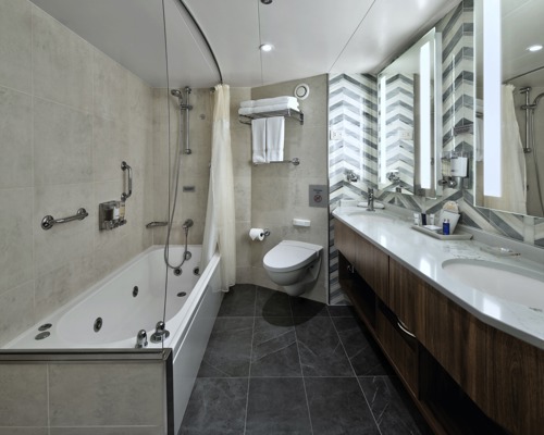 HAL Nieuw Amsterdam Neptune Suite 1.jpg