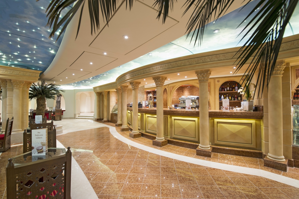 MSC Cruises MSC Preziosa Phoenician Plaza 1.jpg