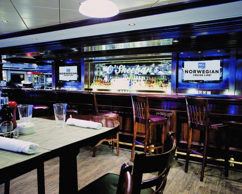 NCL Norwegian Epic O'Sheehan's Bar & Grill 5.jpeg