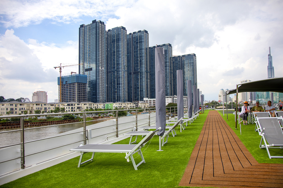 Emerald Waterways - Emerald Harmony - Sun Deck _4_.jpg