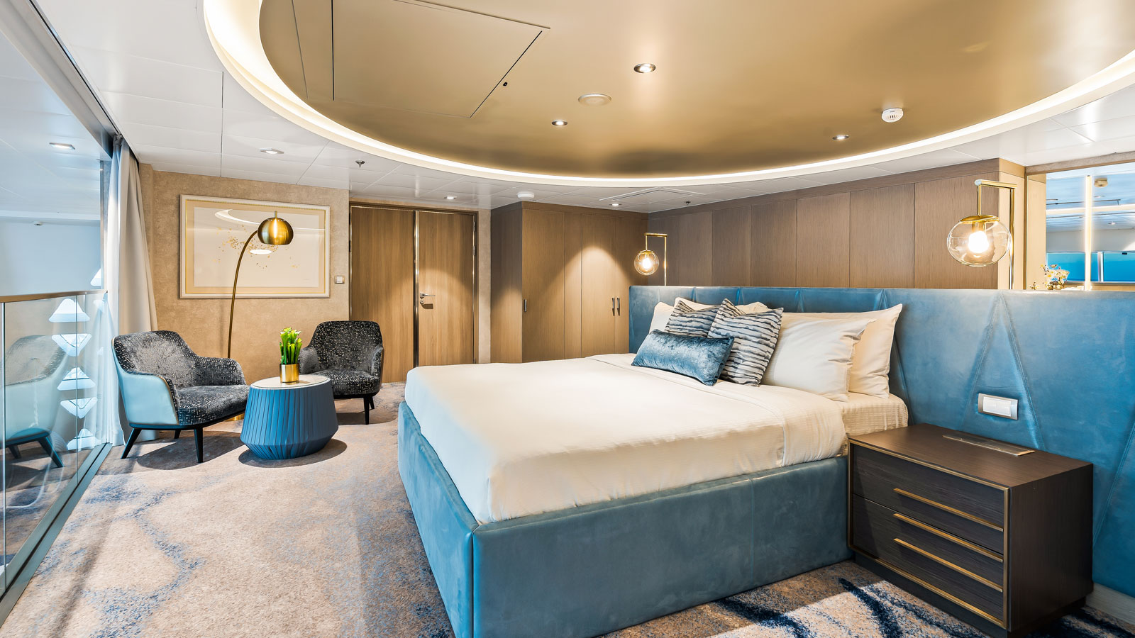 Royal Loft Suite
