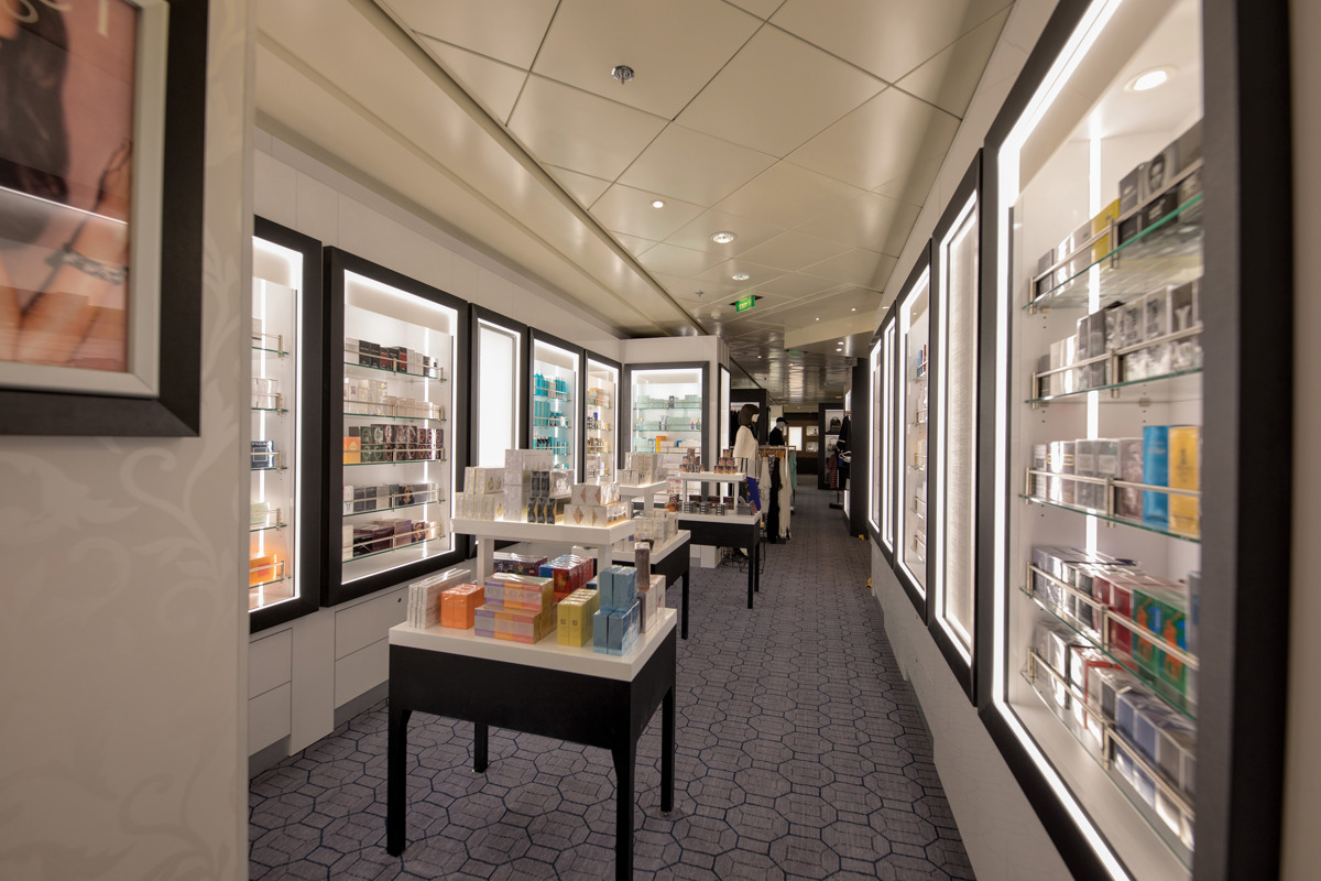 Regent Seven Seas MARINA Boutique .jpg