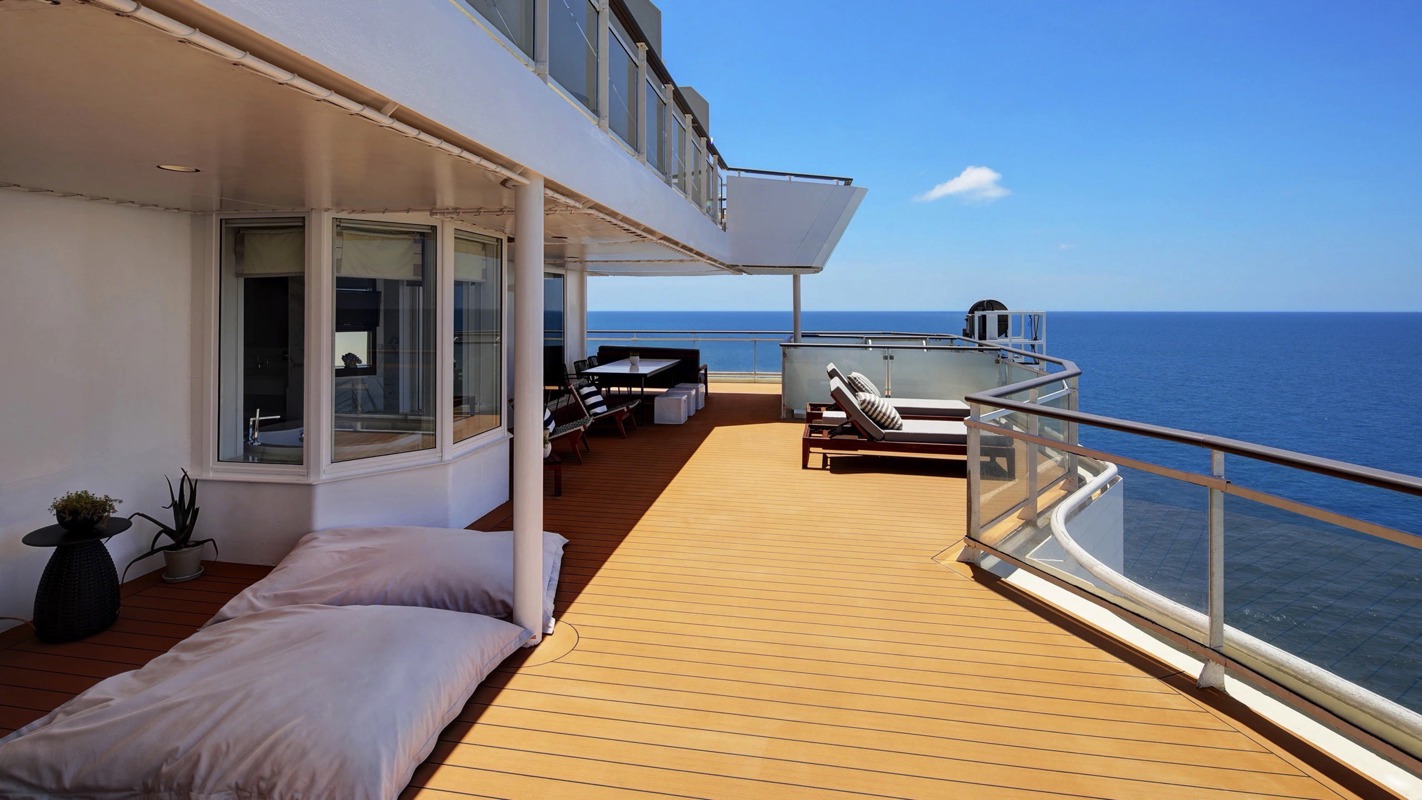 Celebrity Cruises Celebrity Ascent Penthouse Suite 4.jpg