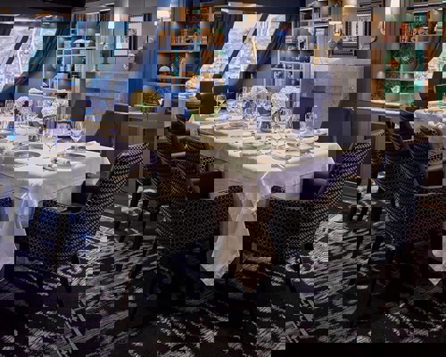 Regent Seven Seas Cruises - Seven Seas Splendor - The Study.jpg