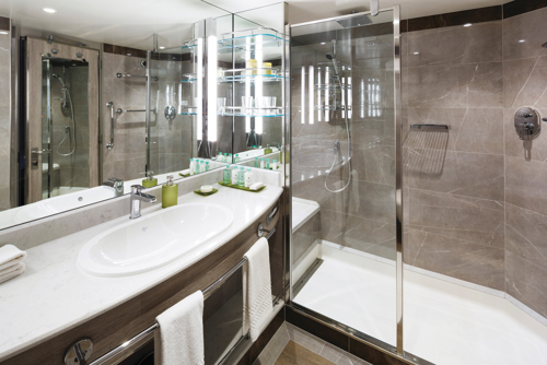 Classic Veranda Suite