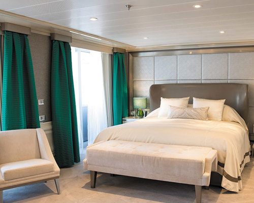 RSSC Seven Seas Splendor Grand Suite 3.jpg