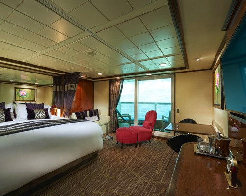 NCL Norwegian Gem Aft-Facing Penthouse with Large Balcony.jpeg